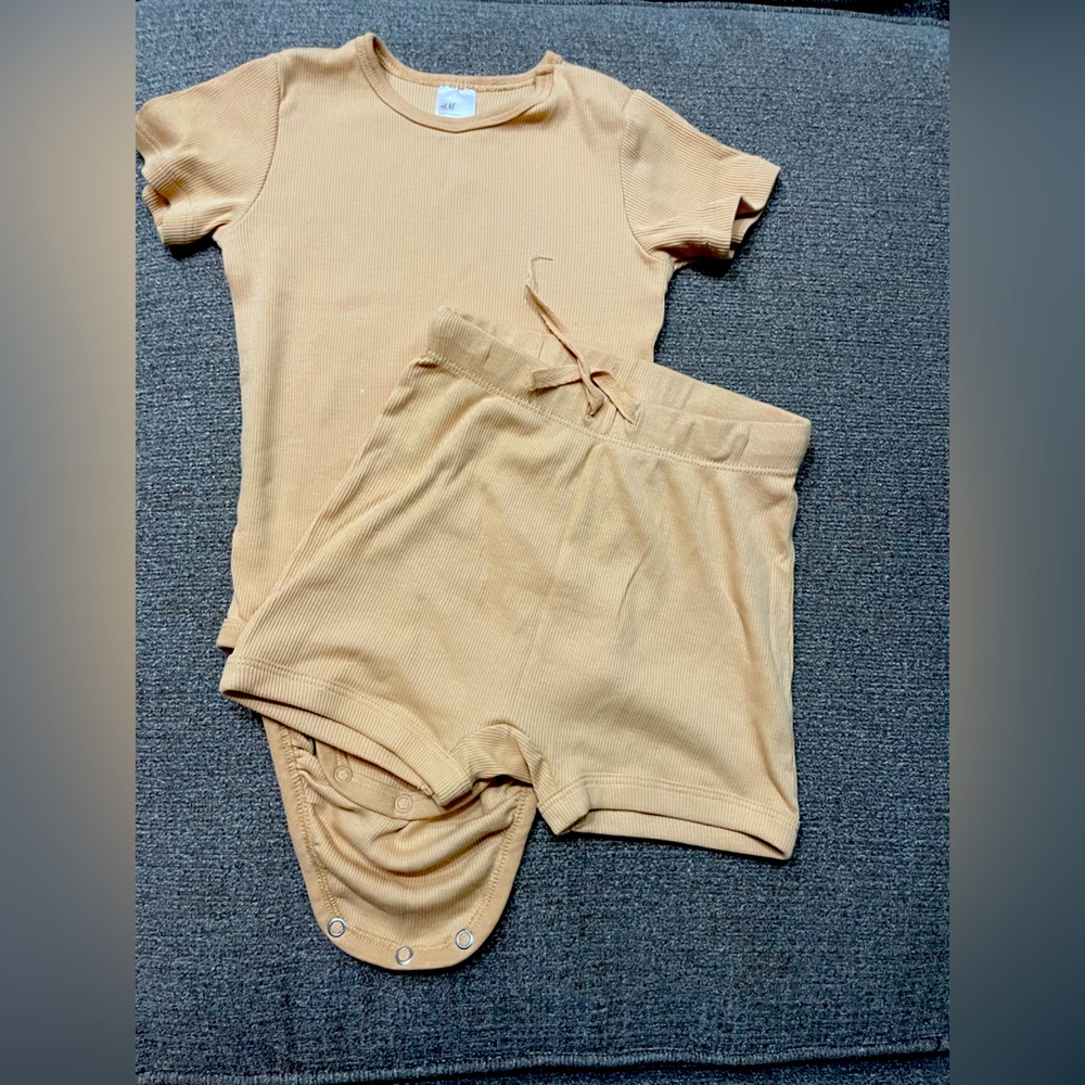 Cotton onesie + short set